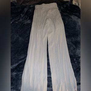 loose straight leg pant w/ Pockets